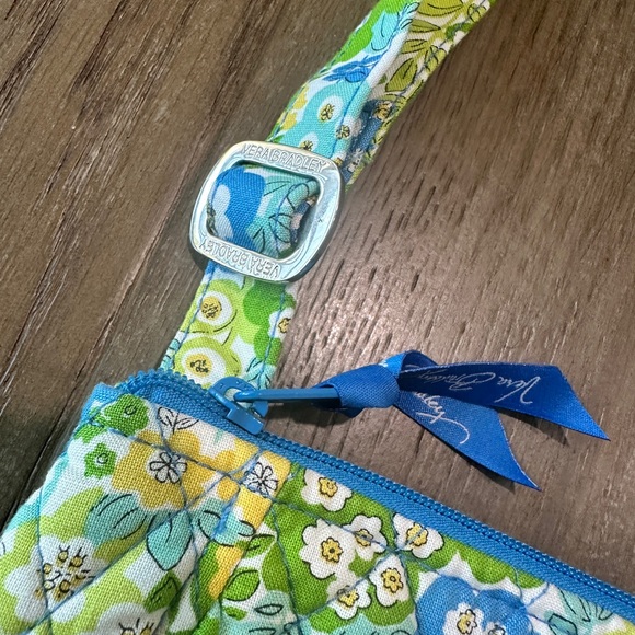 Vera Bradley Bag Crossbody Shoulder Bag Floral Print - Picture 4 of 8